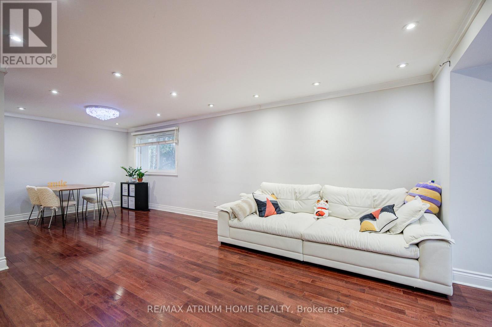 18 Doverwood Court, Toronto, Ontario  M2M 2G7 - Photo 7 - C12952560