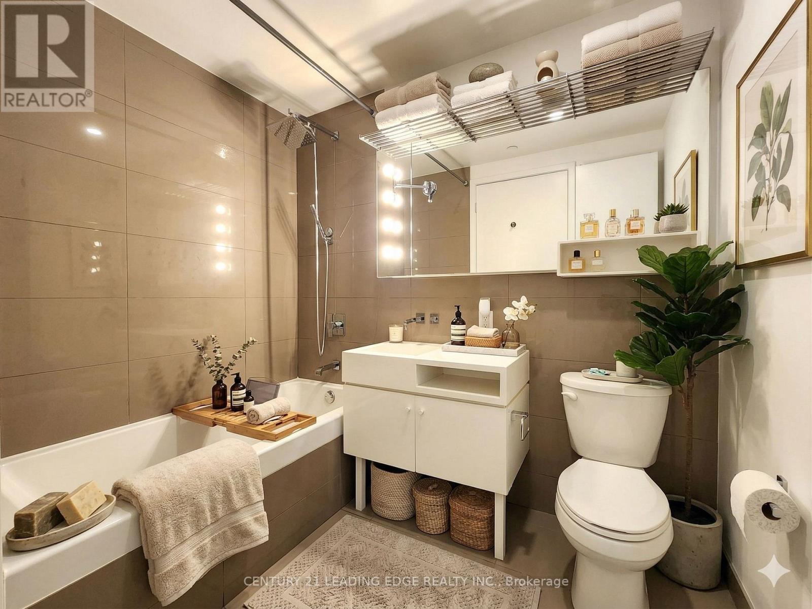 701 - 45 Charles Street E, Toronto, Ontario  M4Y 1S2 - Photo 13 - C12952594