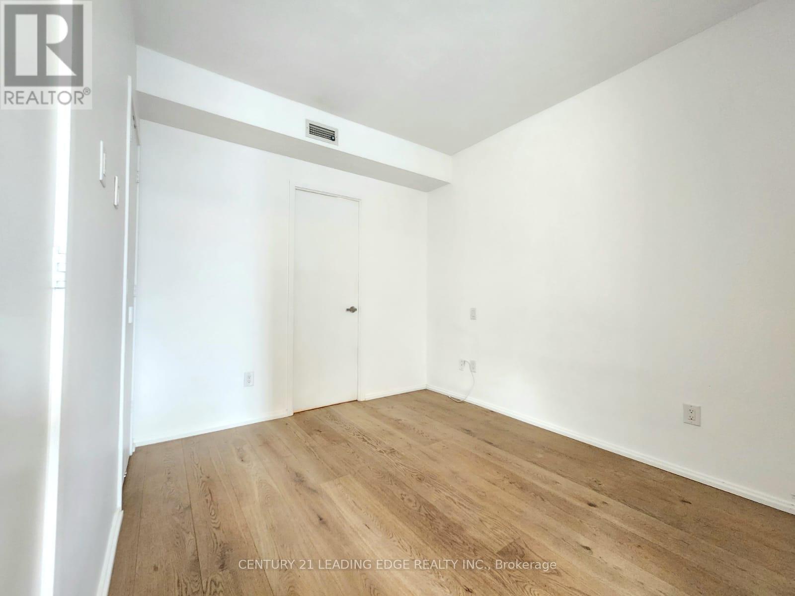 701 - 45 Charles Street E, Toronto, Ontario  M4Y 1S2 - Photo 15 - C12952594