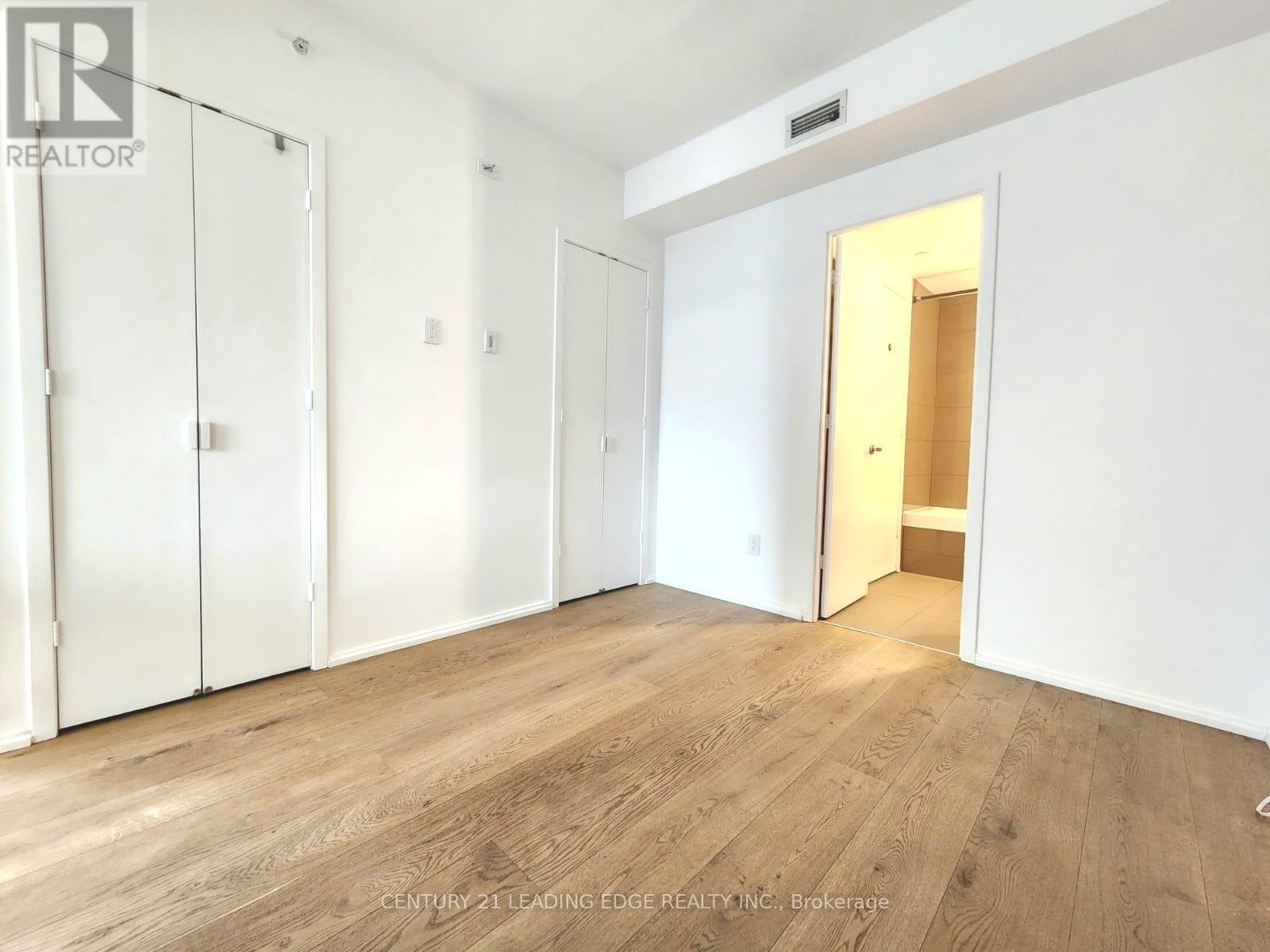 701 - 45 Charles Street E, Toronto, Ontario  M4Y 1S2 - Photo 18 - C12952594