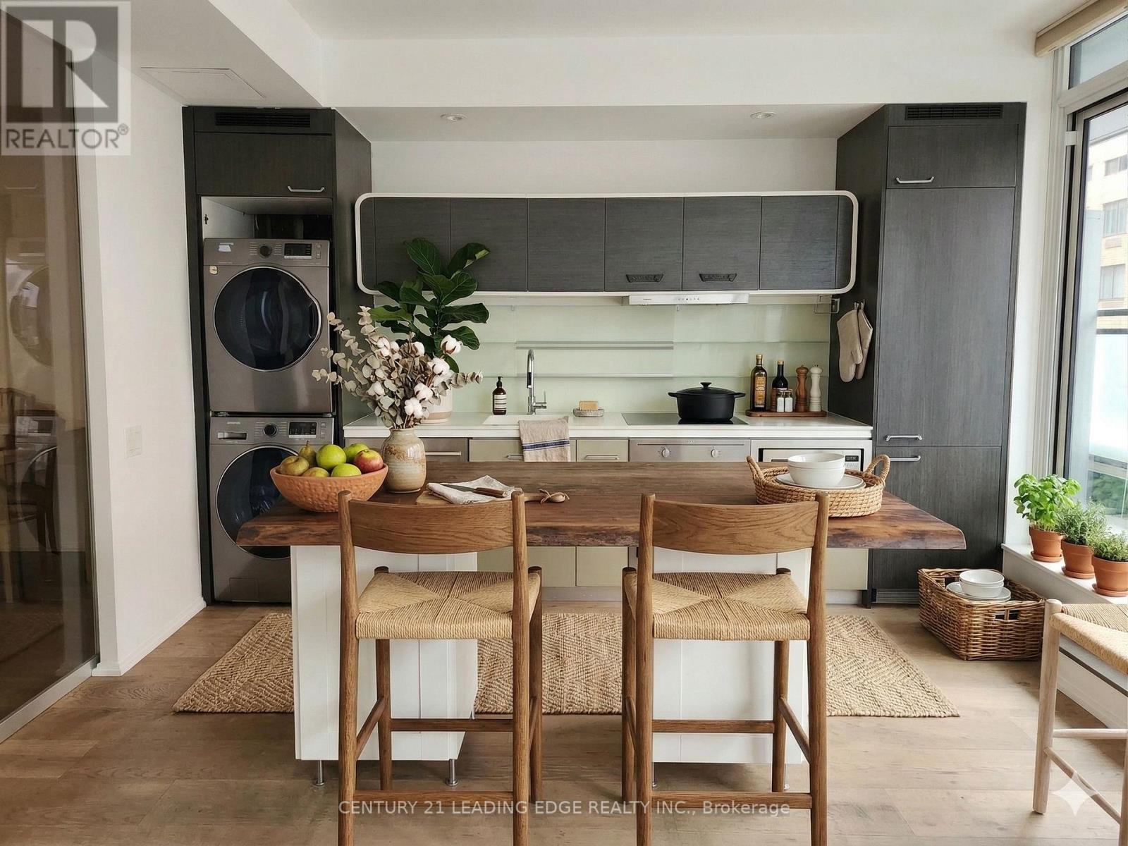 701 - 45 Charles Street E, Toronto, Ontario  M4Y 1S2 - Photo 7 - C12952594