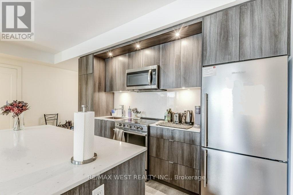 543 - 20 Inn On The Park Drive, Toronto, Ontario  M3C 0P8 - Photo 10 - C12952620