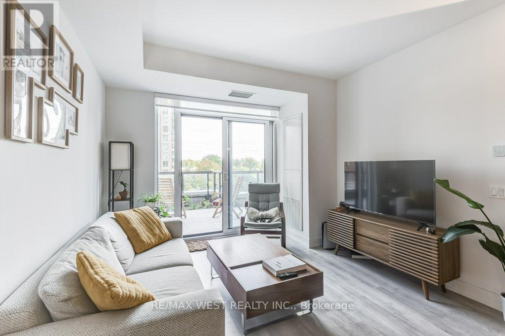 543 - 20 Inn On The Park Drive, Toronto, Ontario  M3C 0P8 - Photo 16 - C12952620