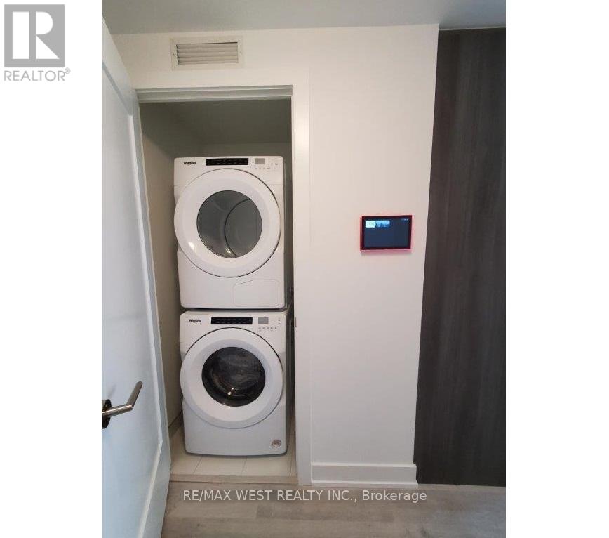 543 - 20 Inn On The Park Drive, Toronto, Ontario  M3C 0P8 - Photo 24 - C12952620