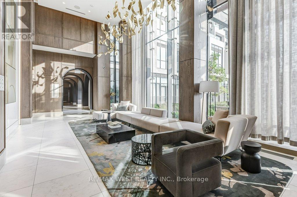 543 - 20 Inn On The Park Drive, Toronto, Ontario  M3C 0P8 - Photo 4 - C12952620