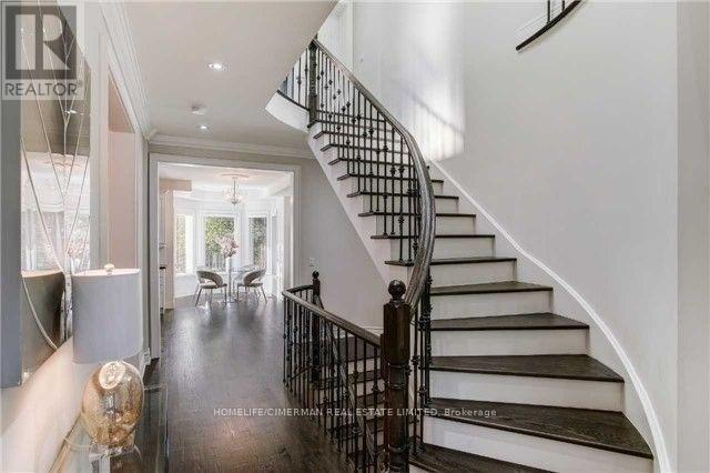 18 Newton Drive, Toronto, Ontario  M2M 2M7 - Photo 12 - C12952742