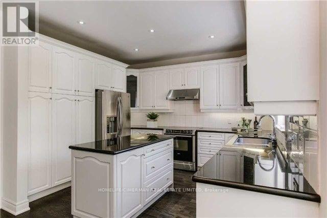 18 Newton Drive, Toronto, Ontario  M2M 2M7 - Photo 8 - C12952742