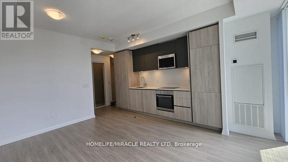 3915 - 8 Widmer Street, Toronto, Ontario  M5V 0W6 - Photo 8 - C12952754