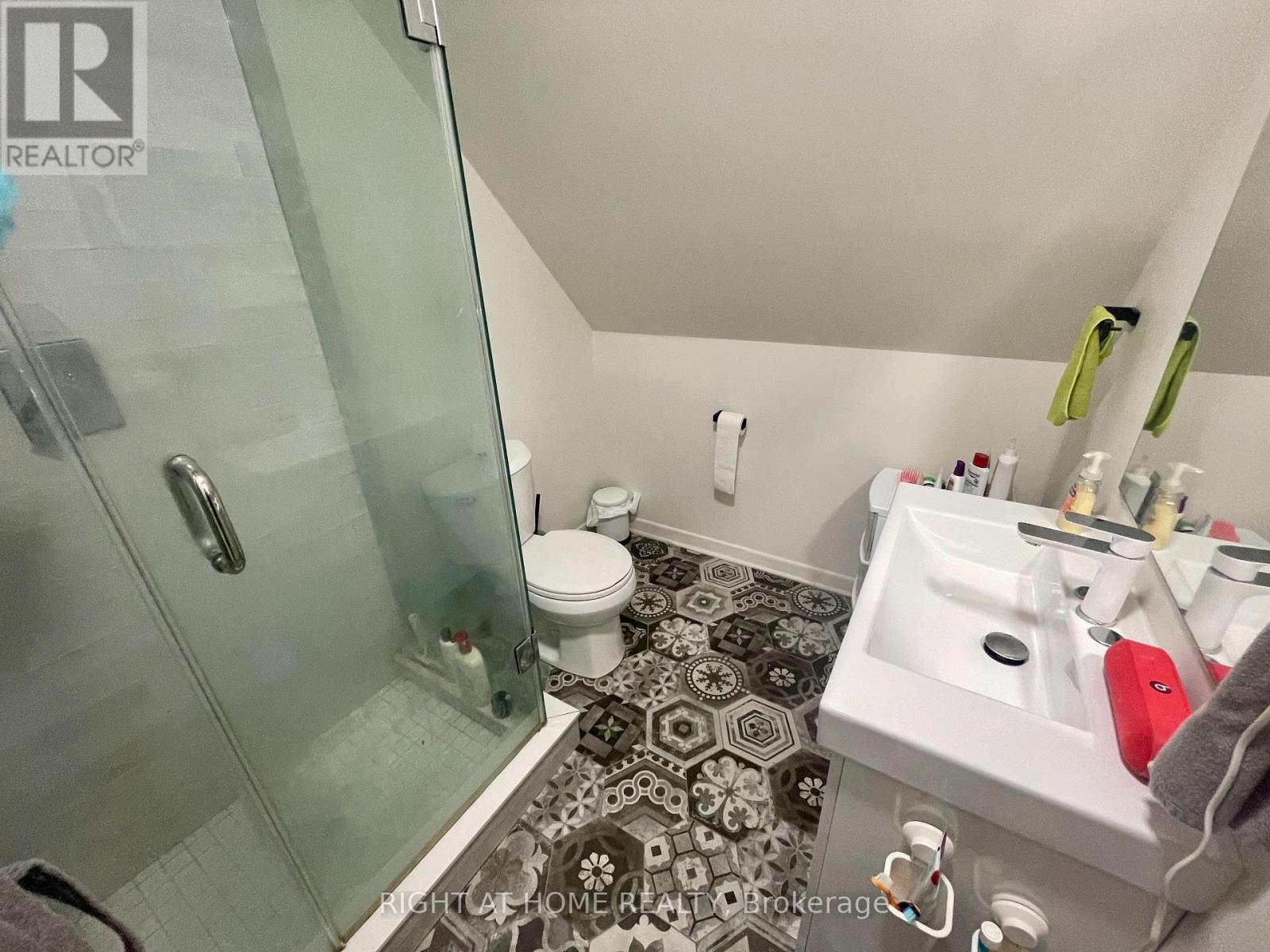 4 - 1258 Broadview Avenue, Toronto, Ontario  M4K 2T4 - Photo 10 - E12952474