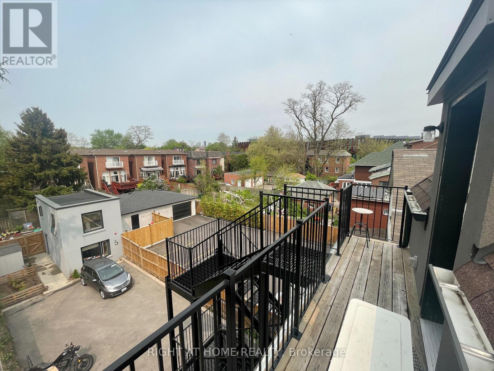 4 - 1258 Broadview Avenue, Toronto, Ontario  M4K 2T4 - Photo 13 - E12952474