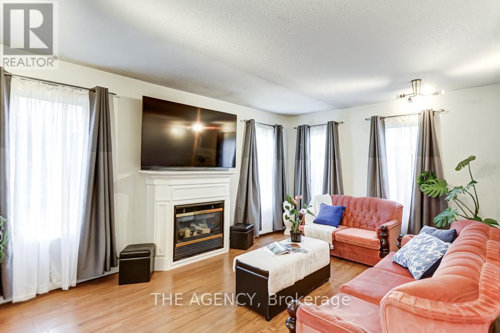 3241 Country Lane, Whitby, Ontario  L1P 1T5 - Photo 10 - E12952494