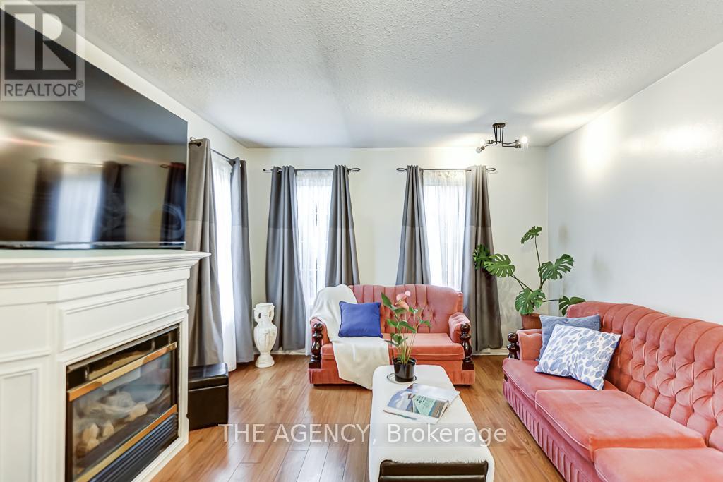 3241 Country Lane, Whitby, Ontario  L1P 1T5 - Photo 11 - E12952494