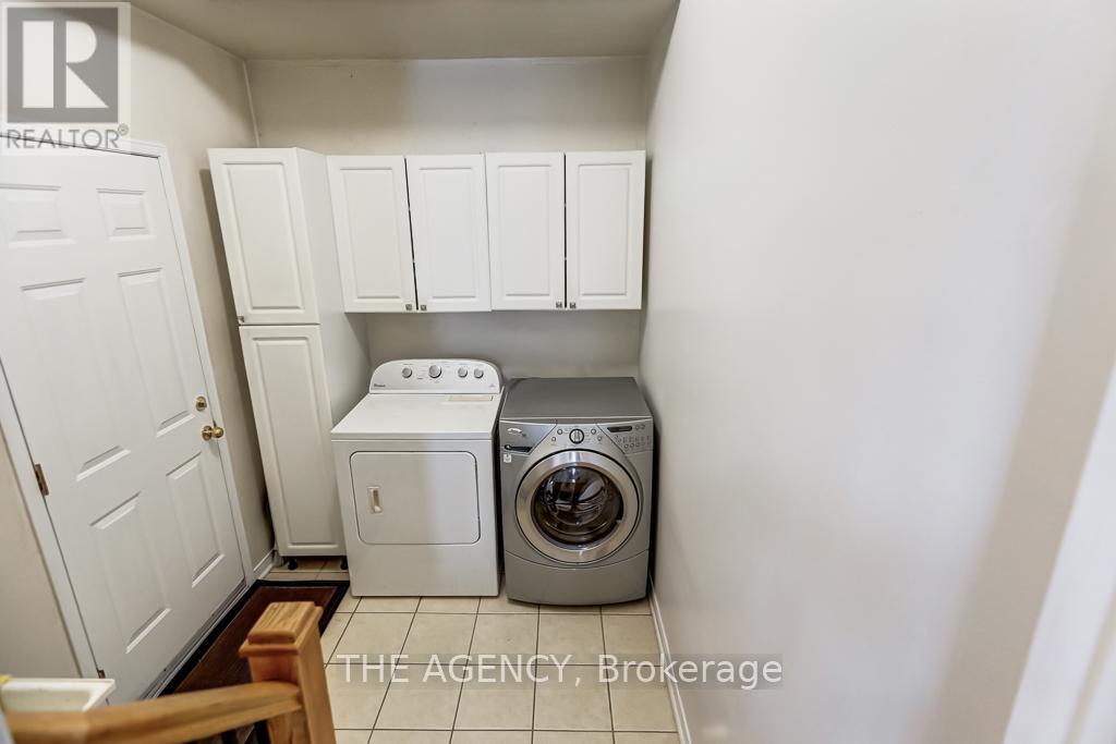 3241 Country Lane, Whitby, Ontario  L1P 1T5 - Photo 13 - E12952494