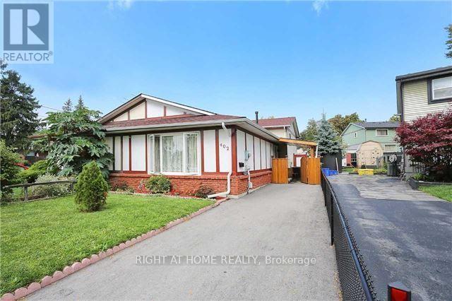 402 CHANDOS COURT, Oshawa, Ontario