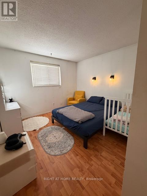 402 Chandos Court, Oshawa, Ontario  L1J 6R1 - Photo 13 - E12952710