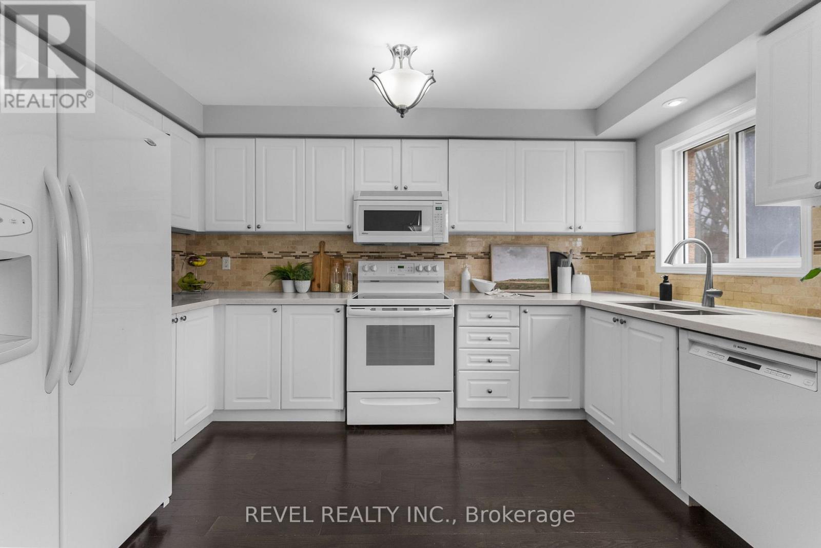 1211 Monica Cook Place, Pickering, Ontario  L1W 4A4 - Photo 15 - E12952772