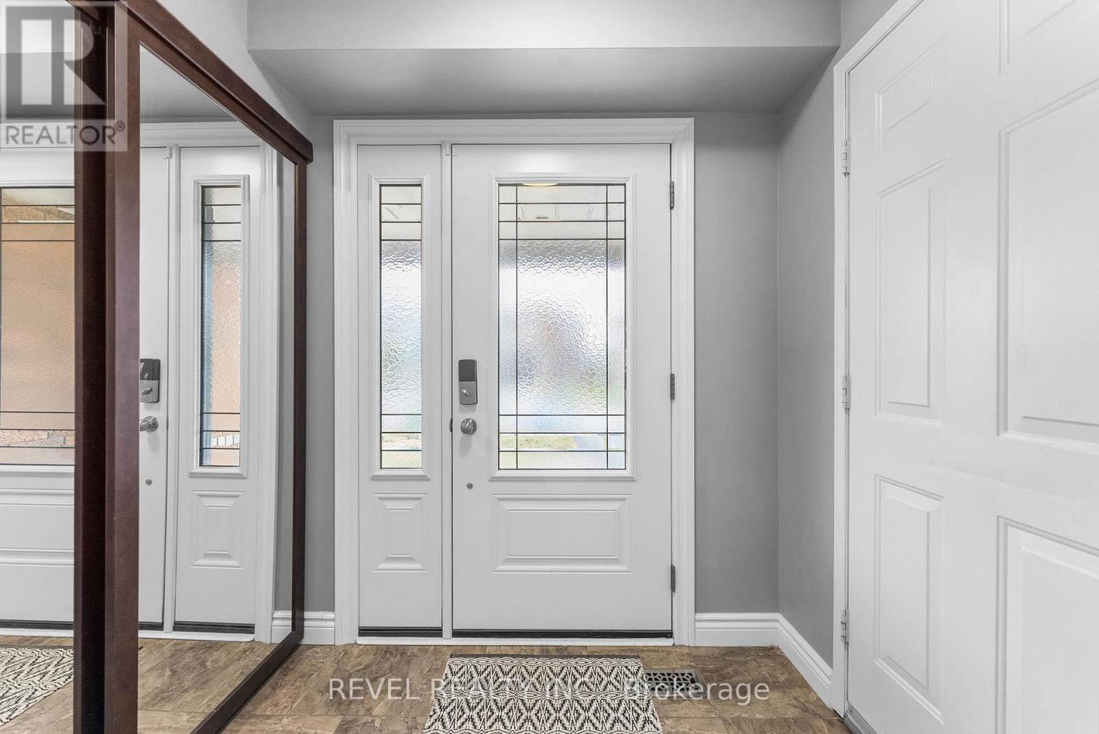 1211 Monica Cook Place, Pickering, Ontario  L1W 4A4 - Photo 5 - E12952772