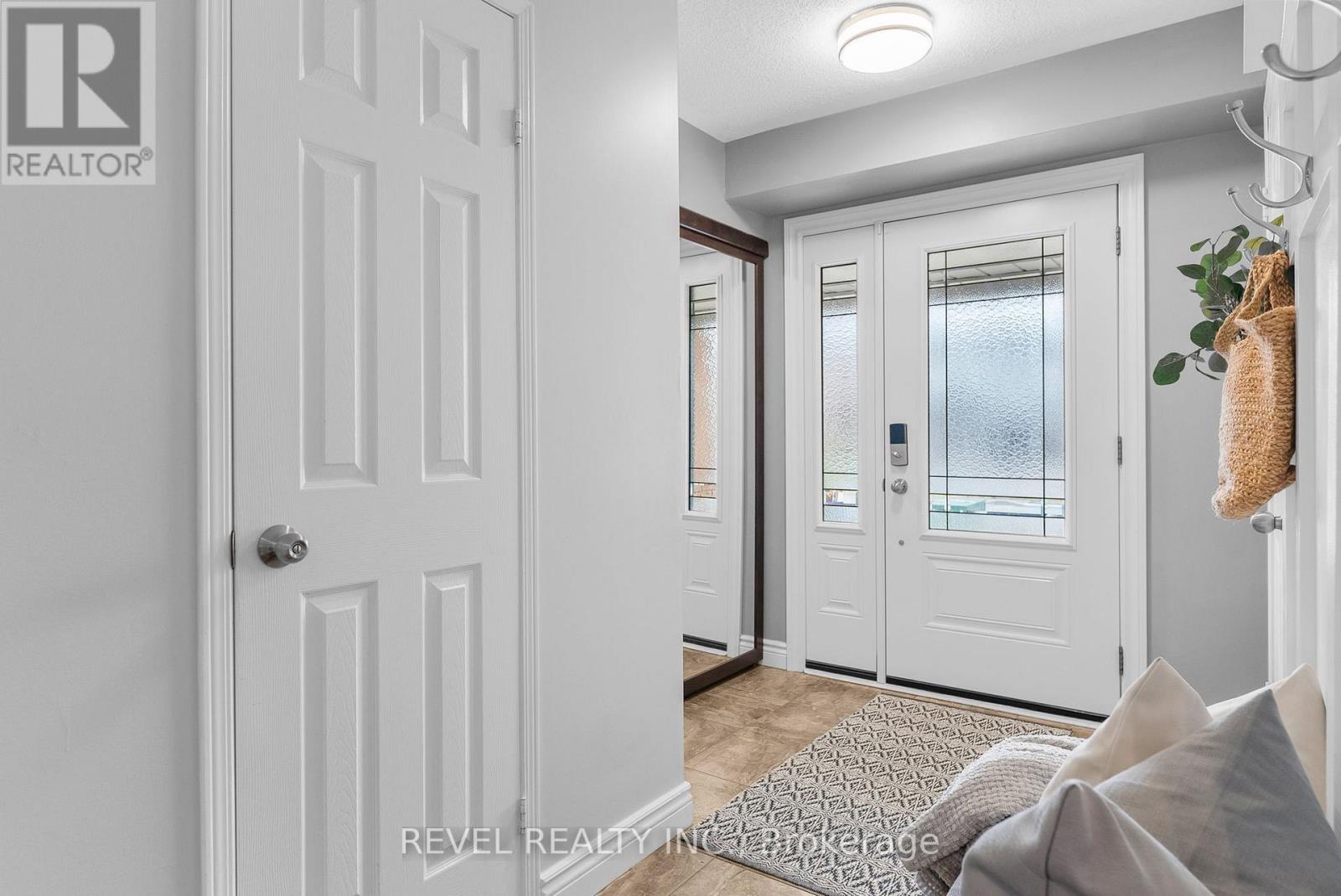 1211 Monica Cook Place, Pickering, Ontario  L1W 4A4 - Photo 7 - E12952772