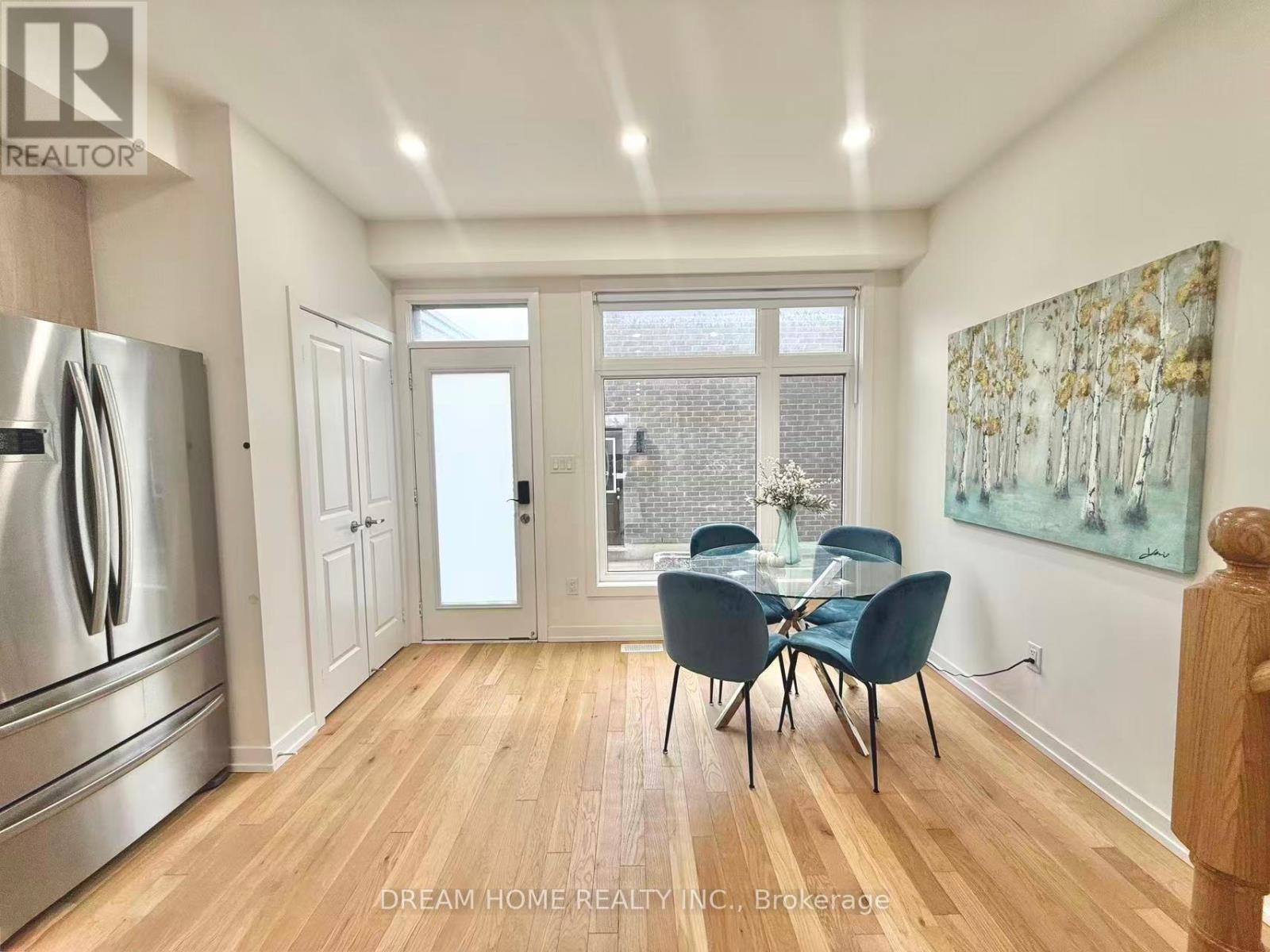 2190 Donald Cousens Parkway, Markham, Ontario  L6B 1P1 - Photo 2 - N12948920