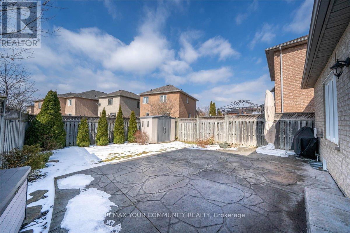 130 Princeton Gate, Vaughan, Ontario  L6A 2S7 - Photo 33 - N12949590