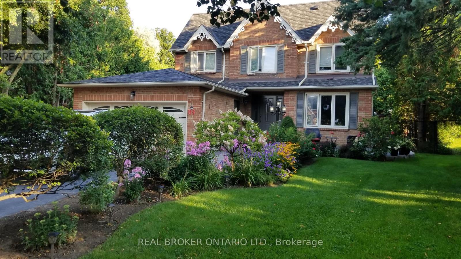 89 Marsden Court, Newmarket, Ontario  L3Y 7P6 - Photo 47 - N12951800