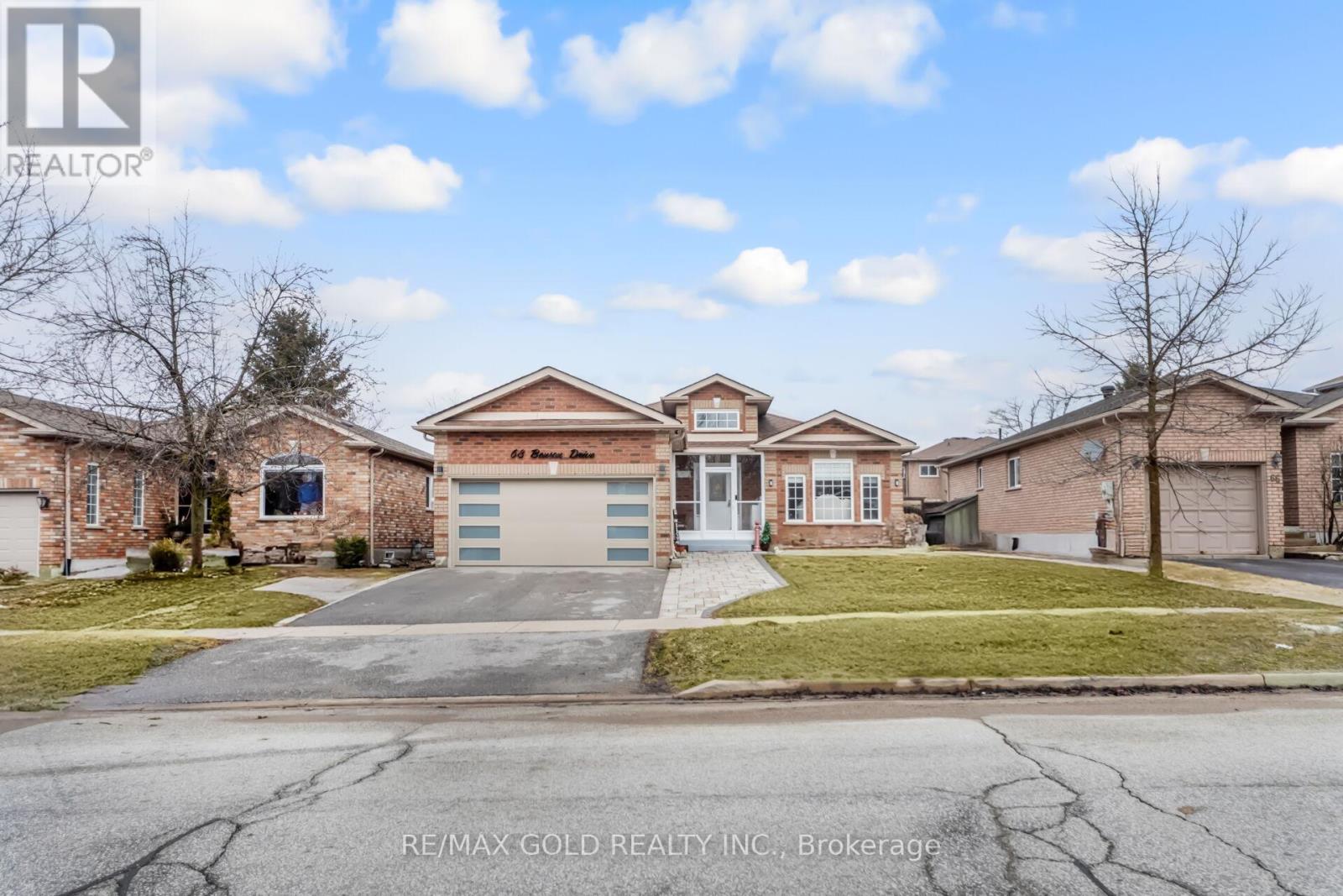 68 BENSON DRIVE, Barrie, Ontario