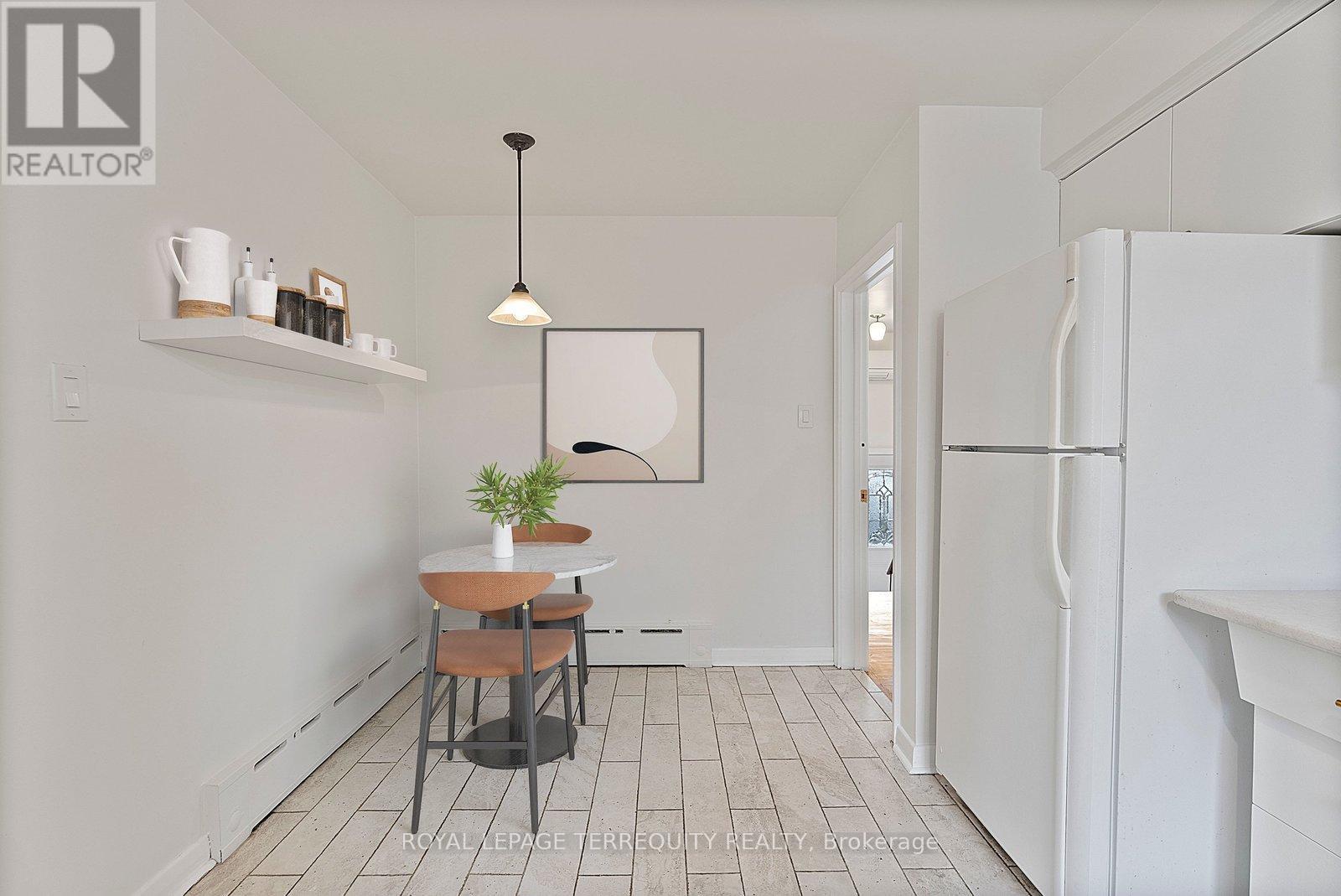 6 Peacham Crescent, Toronto, Ontario M3M 1S1 - Photo 10 - W12787574