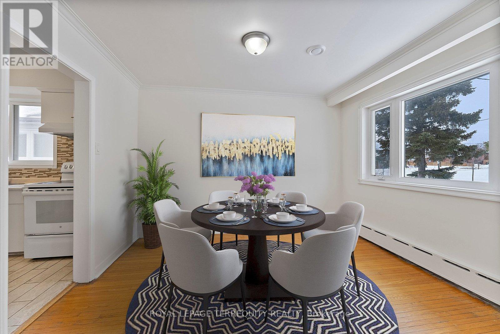 6 Peacham Crescent, Toronto, Ontario M3M 1S1 - Photo 11 - W12787574