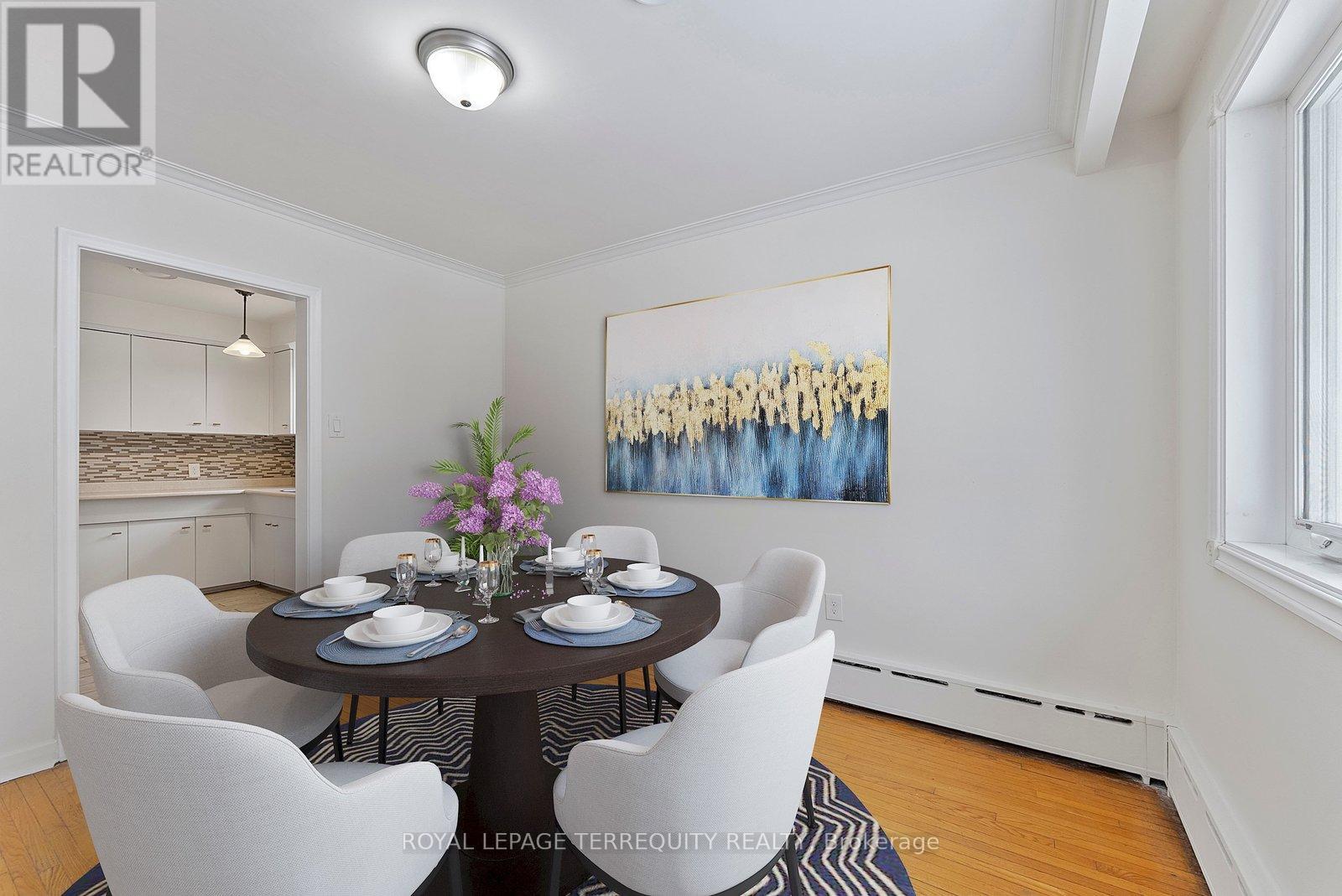 6 Peacham Crescent, Toronto, Ontario M3M 1S1 - Photo 12 - W12787574