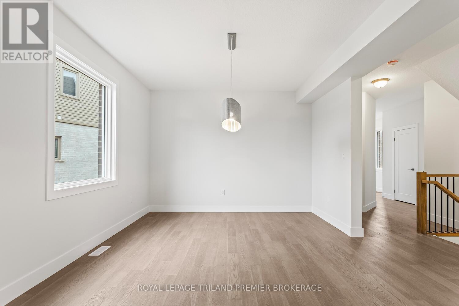 2698 Bobolink Lane, London South, Ontario  N6M 0J9 - Photo 6 - X12741970