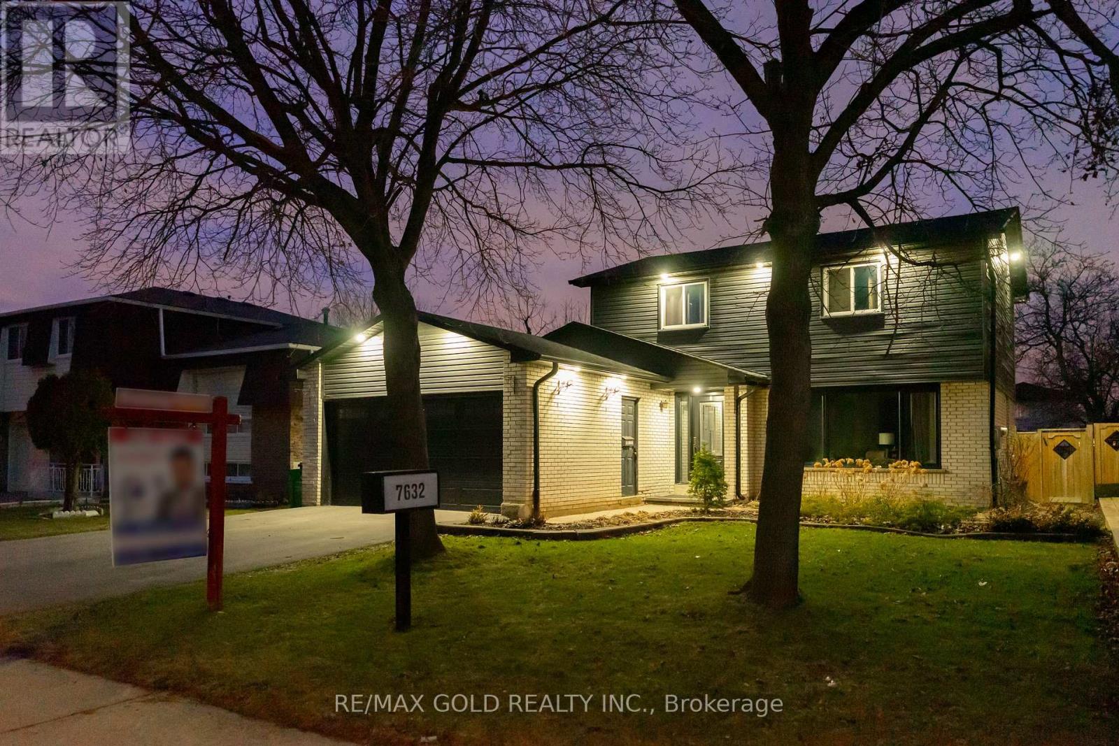 7632 Netherwood Road, Mississauga, Ontario  L4T 2P1 - Photo 47 - W12951430