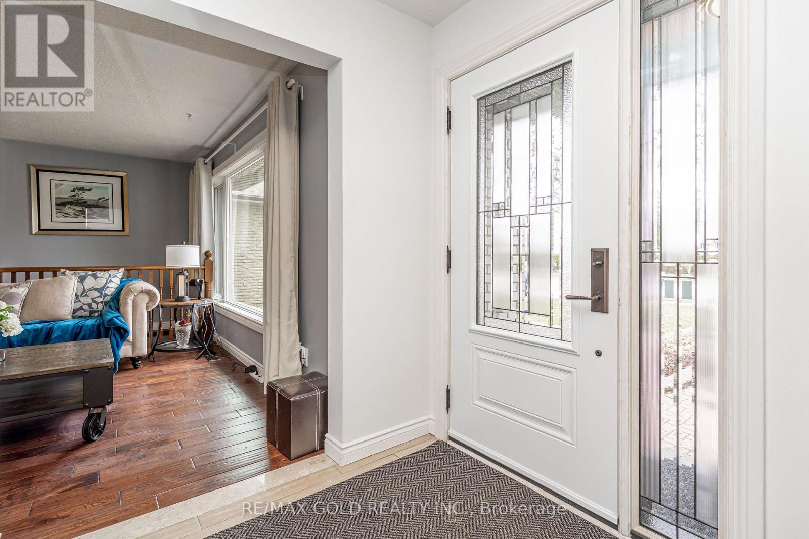 7632 Netherwood Road, Mississauga, Ontario  L4T 2P1 - Photo 7 - W12951430