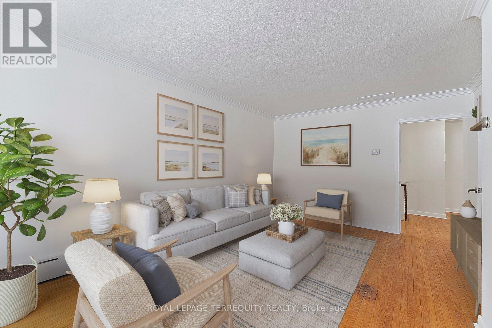 6 Peacham Crescent, Toronto, Ontario M3M 1S1 - Photo 6 - W12787574