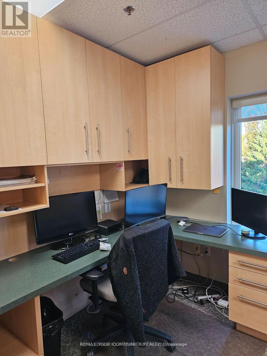 204 - 7851 Dufferin Street, Vaughan, Ontario  L4J 3M4 - Photo 7 - N12952450