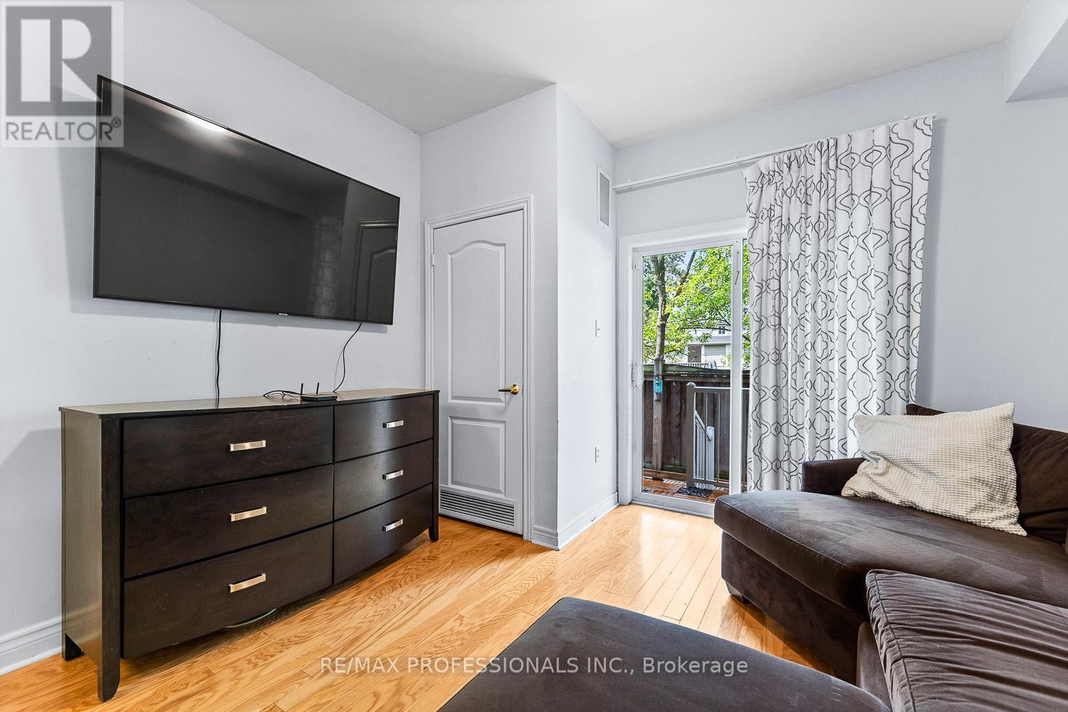 104 - 9944 Keele Street, Vaughan, Ontario  L6A 2Z4 - Photo 12 - N12952476