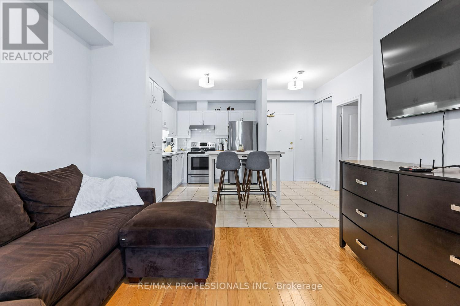 104 - 9944 Keele Street, Vaughan, Ontario  L6A 2Z4 - Photo 13 - N12952476