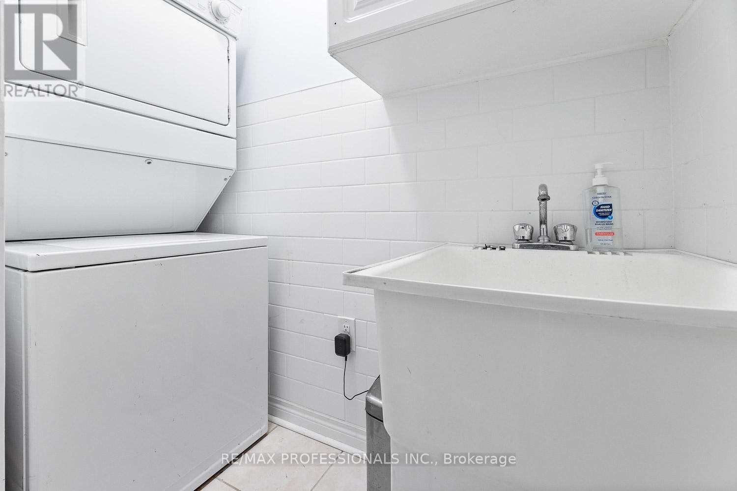 104 - 9944 Keele Street, Vaughan, Ontario  L6A 2Z4 - Photo 15 - N12952476