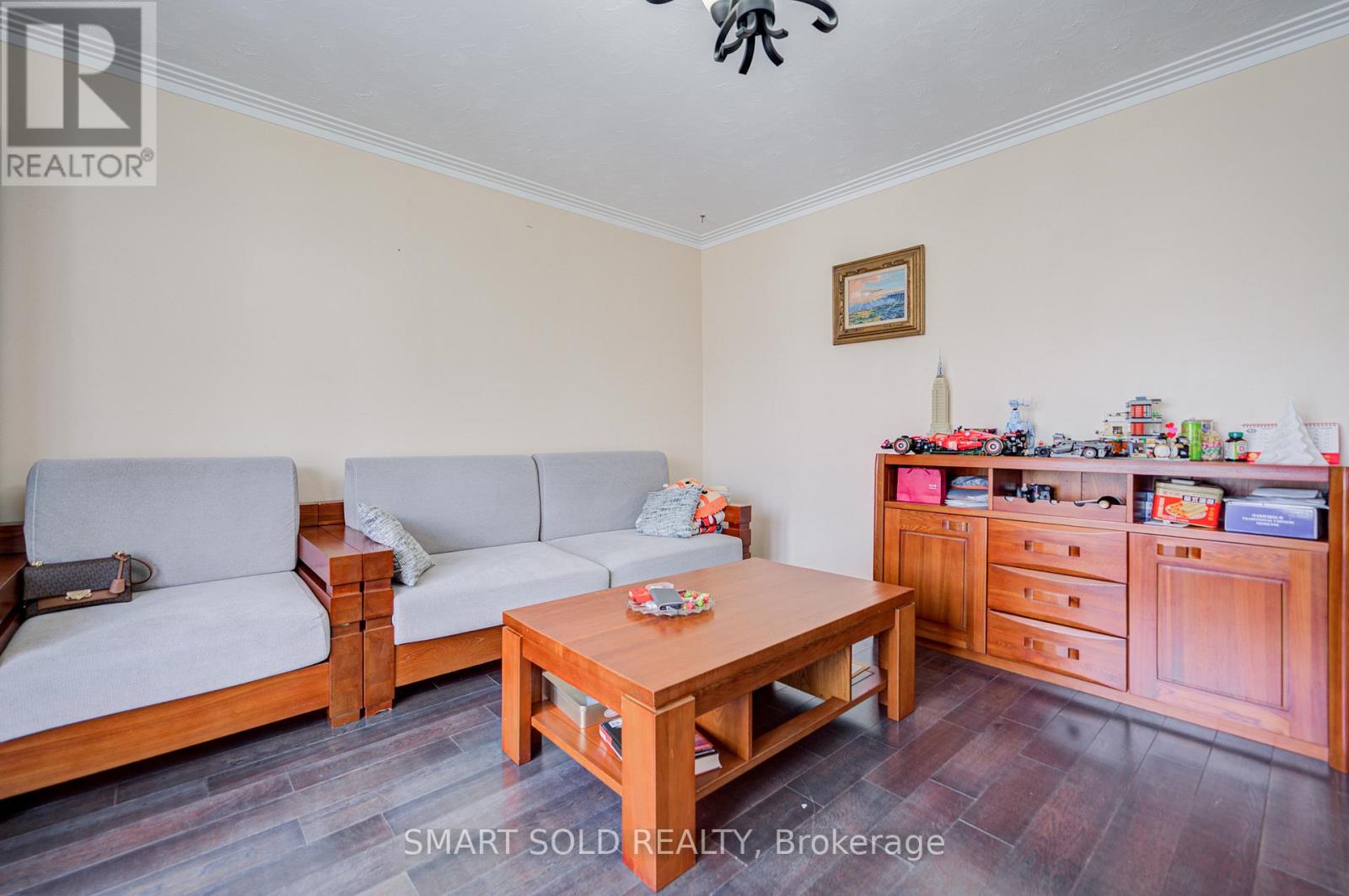 Main 438 Marybay Crescent, Richmond Hill, Ontario  L4C 2X4 - Photo 6 - N12952544