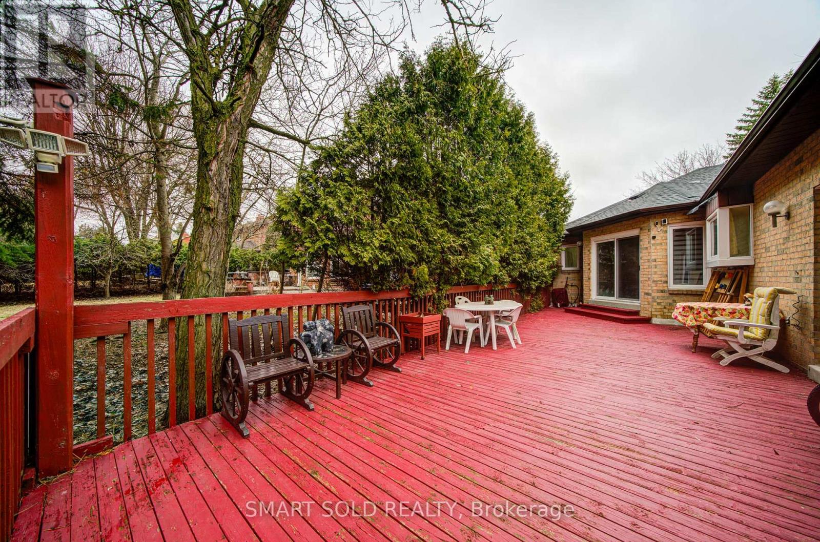 48 Montgomery Court, Markham, Ontario  L3R 0C2 - Photo 44 - N12952618