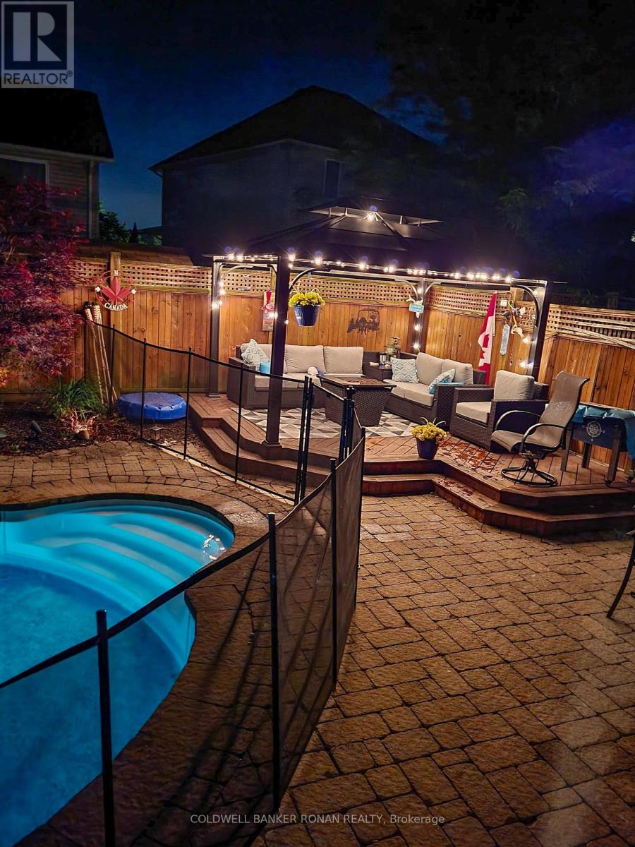 11 Shepard Avenue, New Tecumseth, Ontario  L9R 2E6 - Photo 37 - N12952666