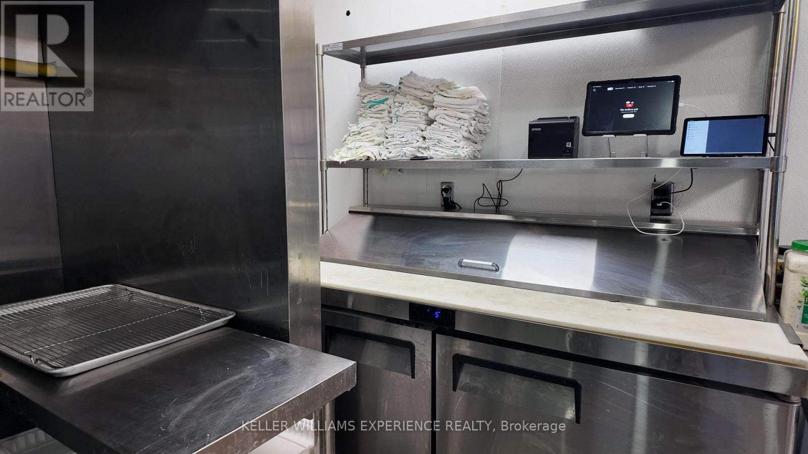 247 West Street N, Orillia, Ontario  L3V 5C9 - Photo 12 - S12952442