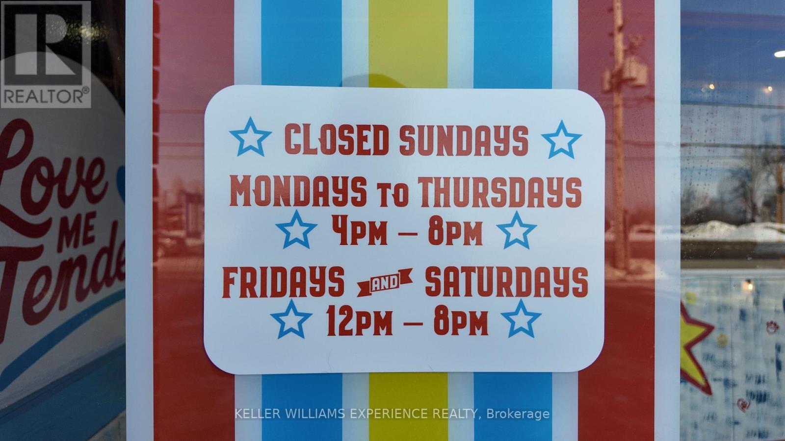 247 West Street N, Orillia, Ontario  L3V 5C9 - Photo 2 - S12952442