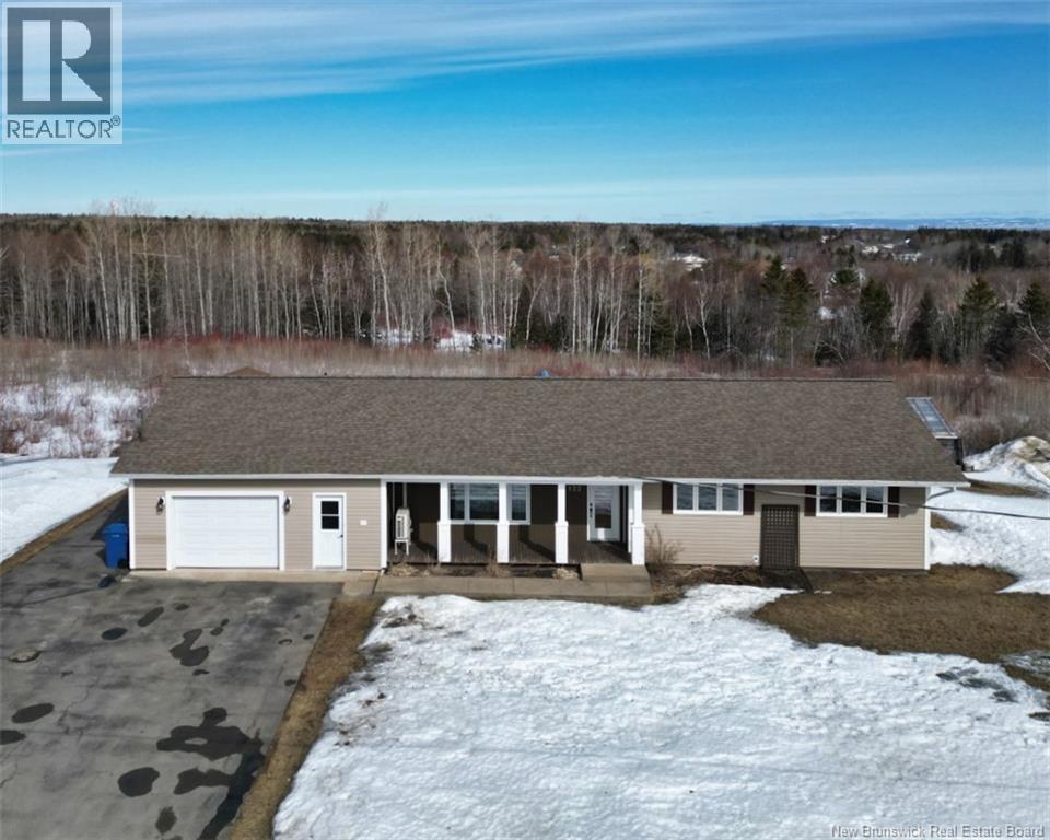 122 Rue Dejardins Street, Petit-Rocher, New Brunswick  E8J 1M8 - Photo 2 - NB136327