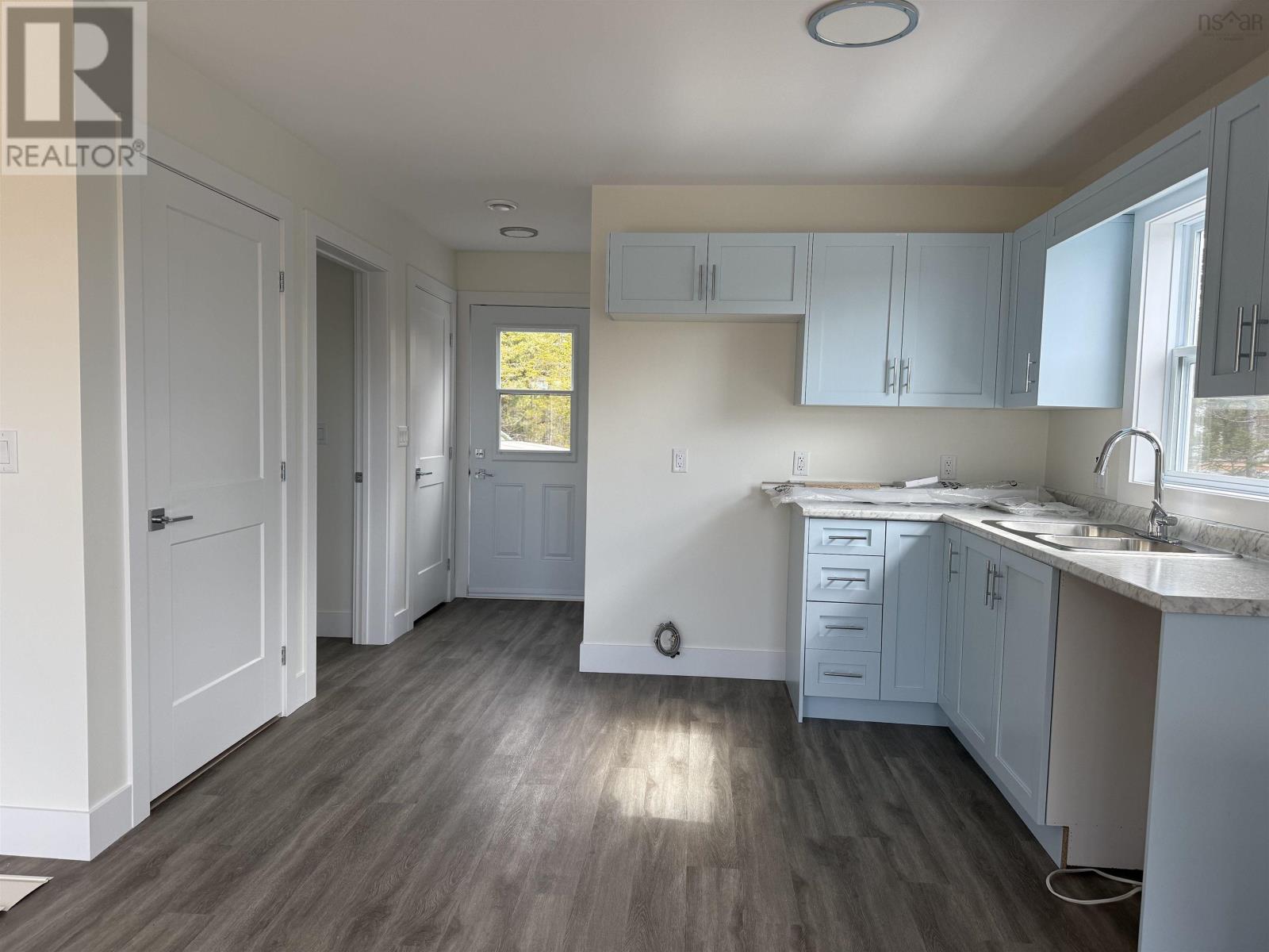 273 12 Lakewood Court, East Uniacke, Nova Scotia  B0N 1Z0 - Photo 4 - 202602297