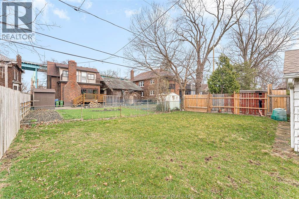 322 Rosedale Avenue, Windsor, Ontario  N9C 2N2 - Photo 6 - 26006737