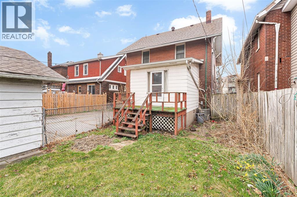 322 Rosedale Avenue, Windsor, Ontario  N9C 2N2 - Photo 8 - 26006737