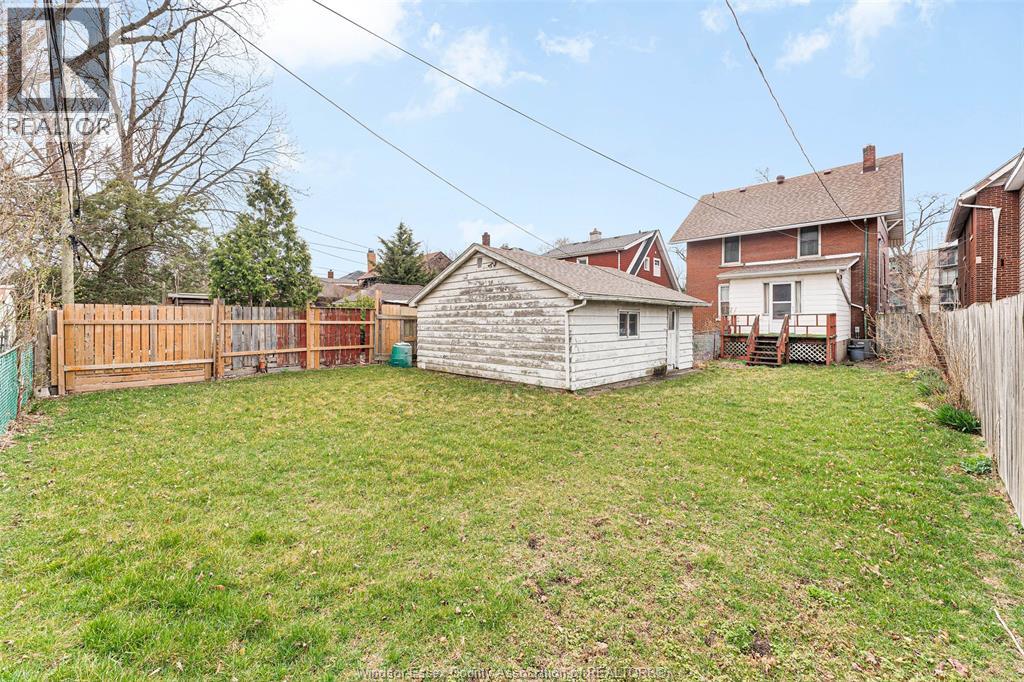 322 Rosedale Avenue, Windsor, Ontario  N9C 2N2 - Photo 7 - 26006737