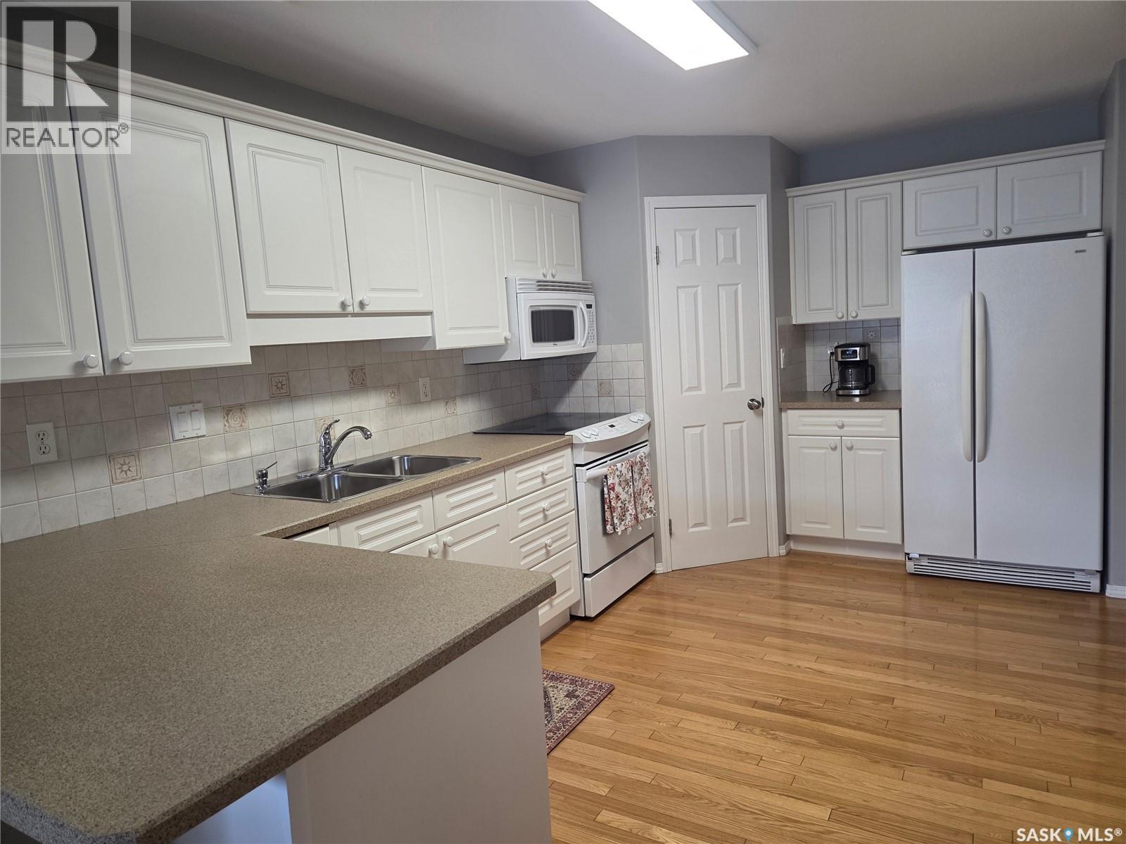 102a 425 Keevil Crescent, Saskatoon, Saskatchewan  S7N 4R9 - Photo 5 - SK031957