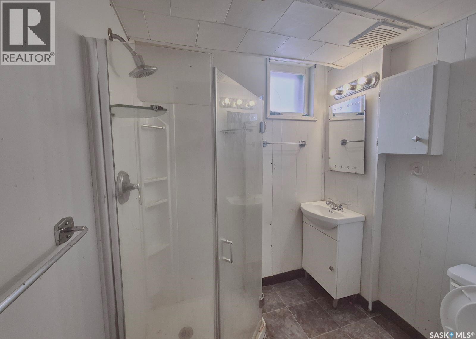 603 20th Street W, Prince Albert, Saskatchewan  S6V 4H4 - Photo 11 - SK031844