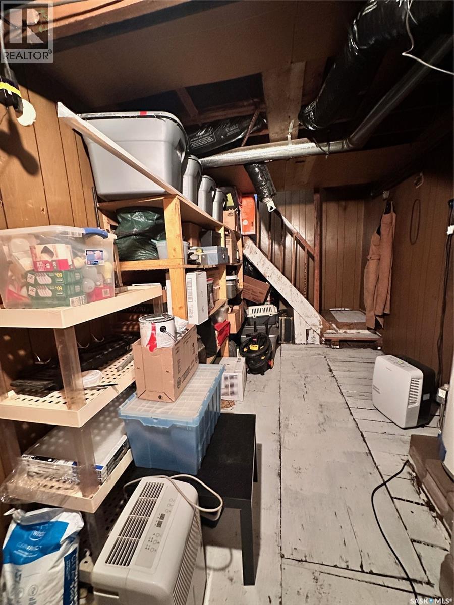 64 1st Avenue E, Leoville, Saskatchewan  S0J 1N0 - Photo 13 - SK031767